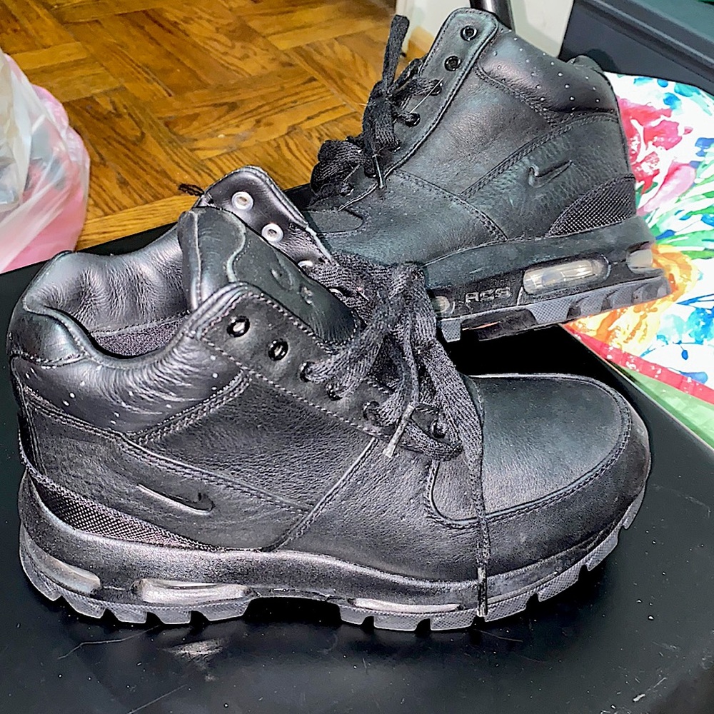 NIKE AIR GOADOME BOOTS